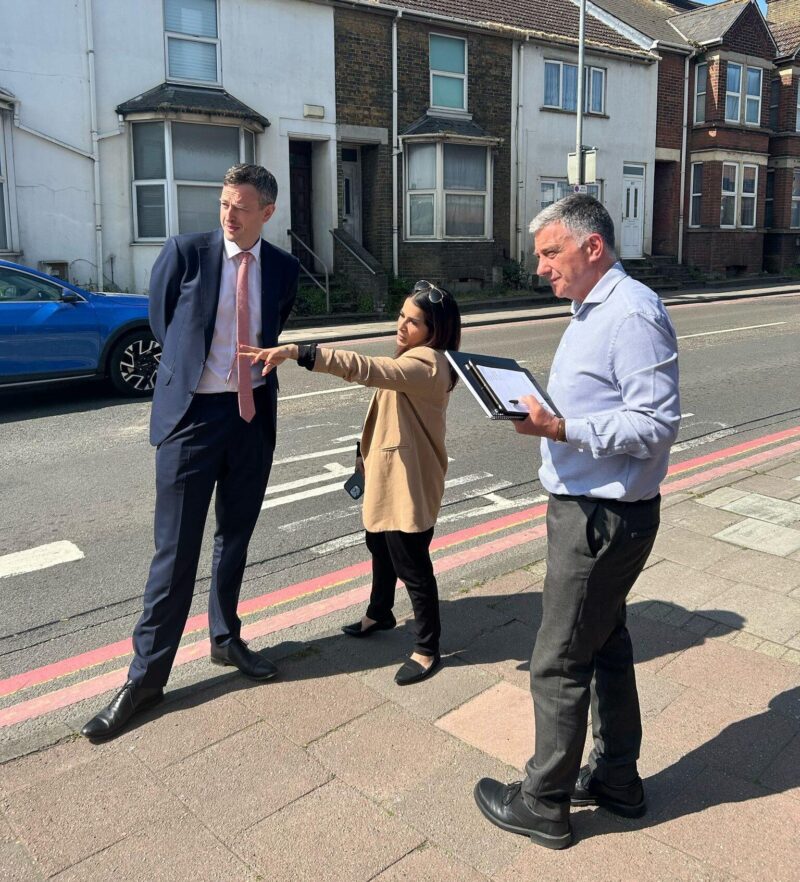 Proposal for a Banking Hub on Rainham High Street